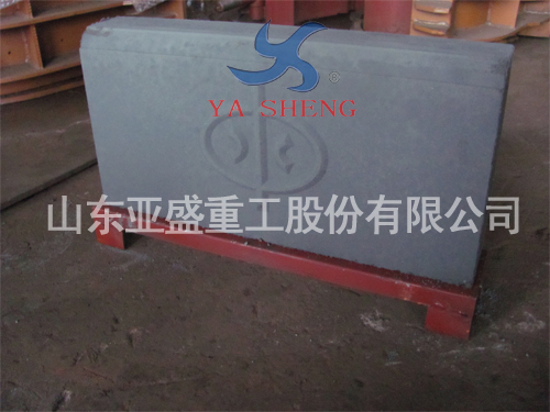 江西九江采用LZYC-2成型機生產(chǎn)護坡構件